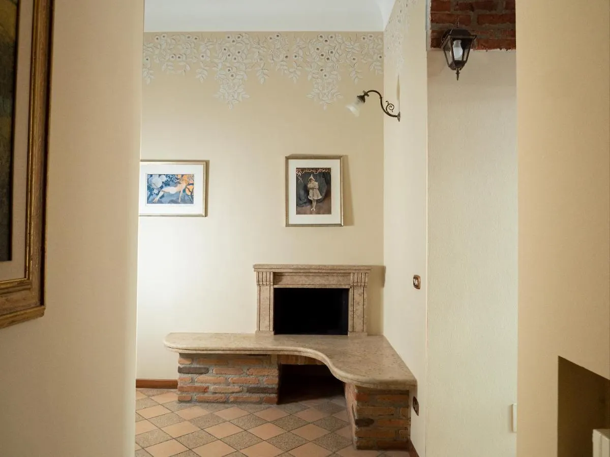 Wonderful Downtown Apartment-Hd Netflix, King-Size Bed, Two Minutes' Walk From Metro Milan Italy